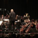 Lípa Musica: Zahajovací koncert, 6. září 2024, Česká Lípa, Kulturní dům Crystal – Filharmonie Brno a Dennis Russell Davies (foto Martin Špelda)
