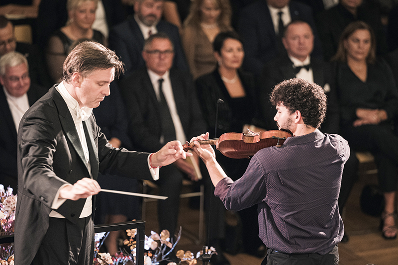 Lednicko-valtický hudební festival, 23. září. 2023, Zámecká jízdárna Valtice – Tomáš Netopil a Daniel Matejča (foto Pavel Kristián)