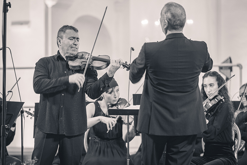 Lednicko-valtický hudební festival: Slavnostní zahájení, 28. září 2024, Zámecká jízdárna Valtice – Maxim Vengerov, Vojtěch Spurný a Prague Philharmonia (zdroj Lednicko-valtický hudební festival)
