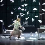Národní divadlo Brno – Petr Iljič Čajkovskij, Evžen Oněgin: Linda Ballová (Taťána) (foto Patrik Borecký)