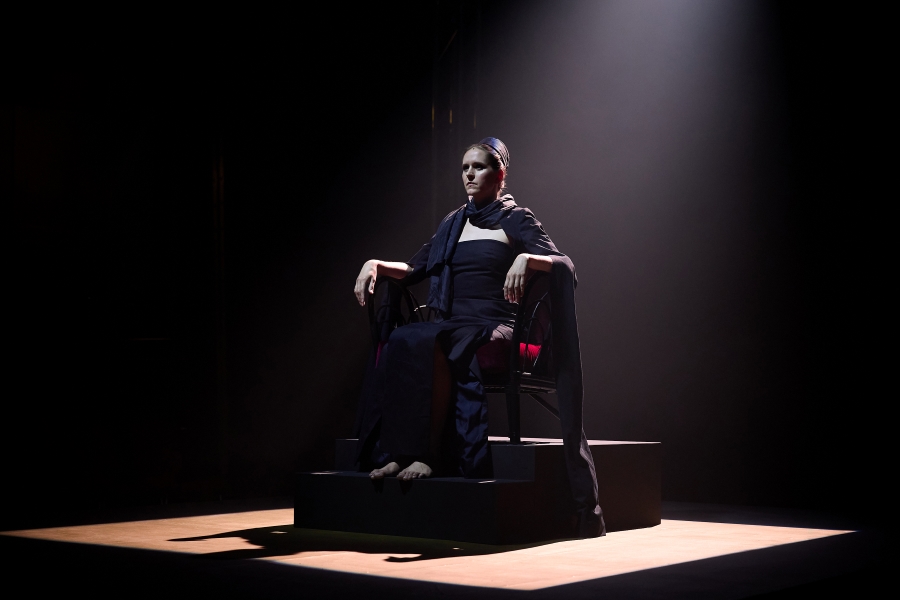 Lucia Ronchetti: Searching for Zenobia – Milda Tubelytė, Mnichovské bienále, 2024 (foto Judith Buss)