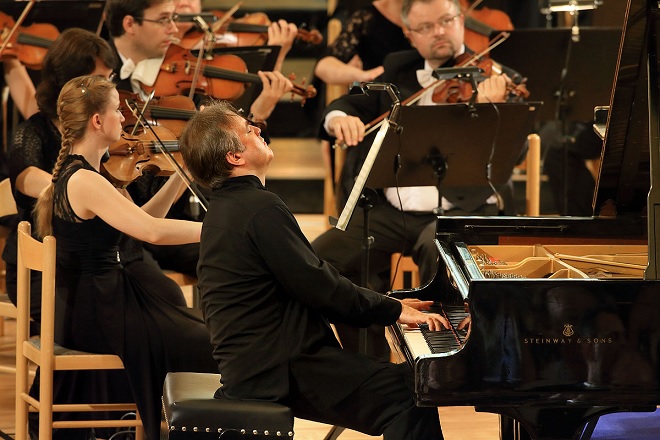 Alexei Volodin, Plzeňská filharmonie - MHF Český Krumlov 2016 (foto Libor Sváček)