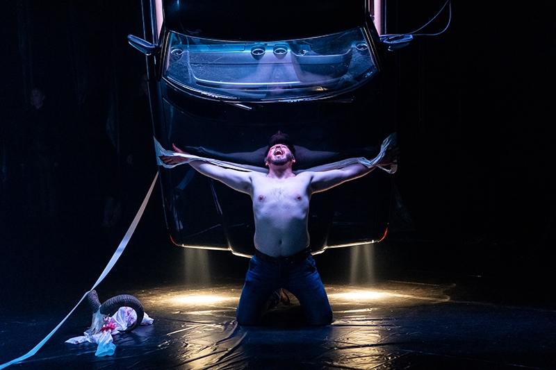 Erwin Schulhoff: Plameny – Státní opera (foto Zdeněk Sokol)