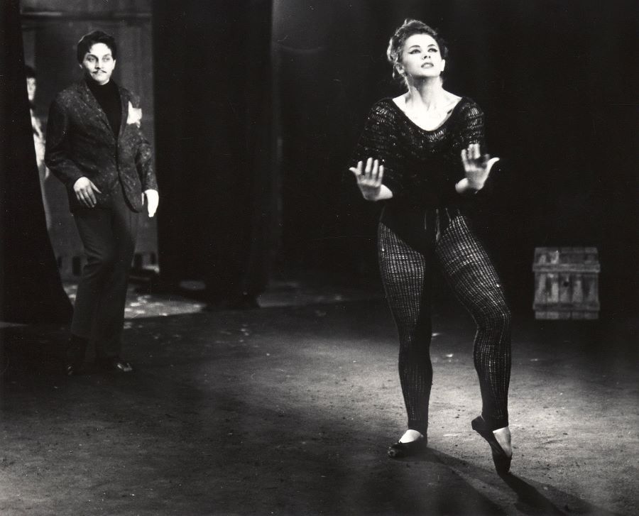 Marcela Martiníková s Pavlem Šmokem v Podivuhodném mandarínovi (foto archiv IPŠ)
