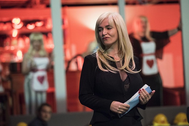 R. Wagner: Bludný Holanďan - Lucie Ceralová (Mary) - Oper Halle (foto Falk Wenzel)