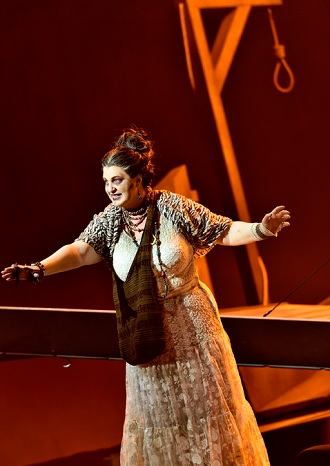 W.Bolcom: McTeague-Gier nach Gold - Karen Robertson (Maria Miranda Macapa) - Landestheater Linz 2016 (foto © Patrick Pfeiffer)
