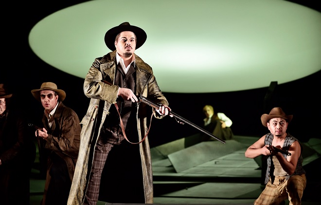 W.Bolcom: McTeague-Gier nach Gold - Jacques le Roux (Sheriff), Chor - Landestheater Linz 2016 (foto © Patrick Pfeiffer)