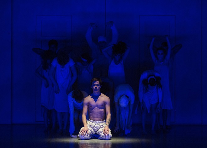 Nižinskij - Boh tanca - choreografia Daniel de Andrade - Igor Leushin (Nižinskij), SND 2015 (foto Peter Brenkus)