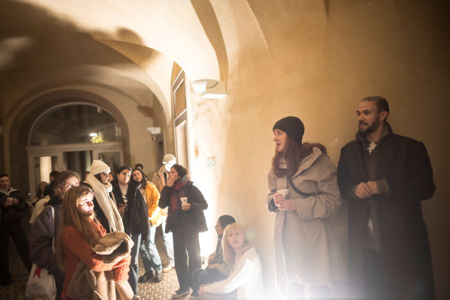 Nová generace 2023: site specific 4. listopadu, HAMU (foto Vojtěch Brtnický)