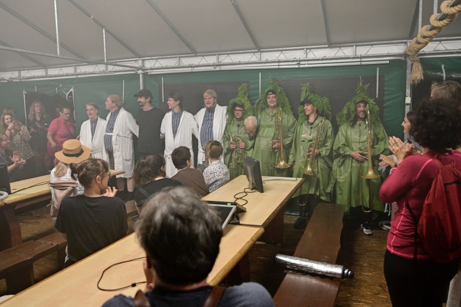 Miroslav Tóth: Nulanus – Nela H. Kornetová, Pasi Mäkelä, Emese Kovács, Ostravská banda, 29. června 2022, festival New Opera Days Ostrava (zdroj Ostravské centrum nové hudby)