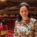 Simona Houda Šaturová na generální zkoušce s Tokyo Symphony Orchestra (fotografie se souhlasem Simony Houdy Šaturové)