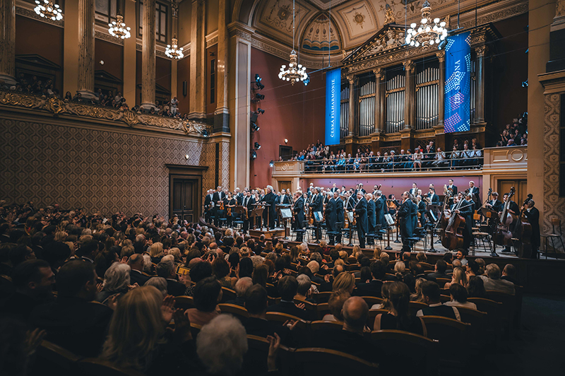 Česká filharmonie • András Schiff, 11. října 2023, Rudolfinum – Semjon Byčkov (foto Petr Chodura)