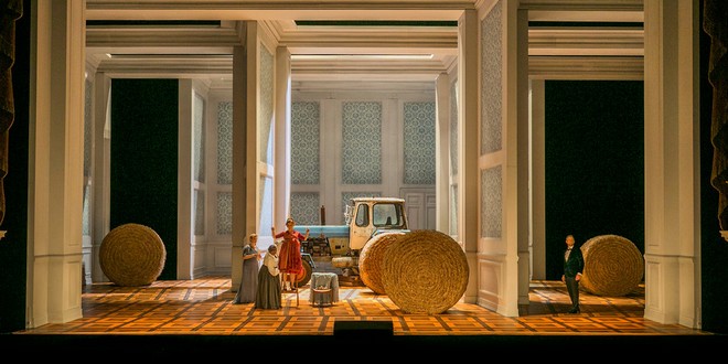 Petr Iljič Čajkovskij: Eugen Onegin - Semperoper Drážďany 2016 (foto Jochen Quast)