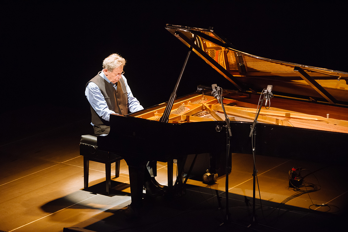 Philip Glass (zdroj BranZone Promotion)