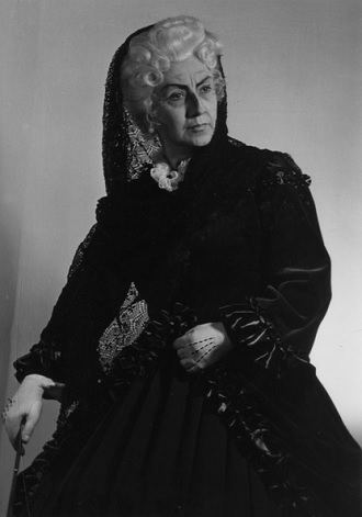 P.I.Čajkovskij: Piková dáma - Marie Řezníčková (Hraběnka) - SD Brno 1953 (foto archiv)