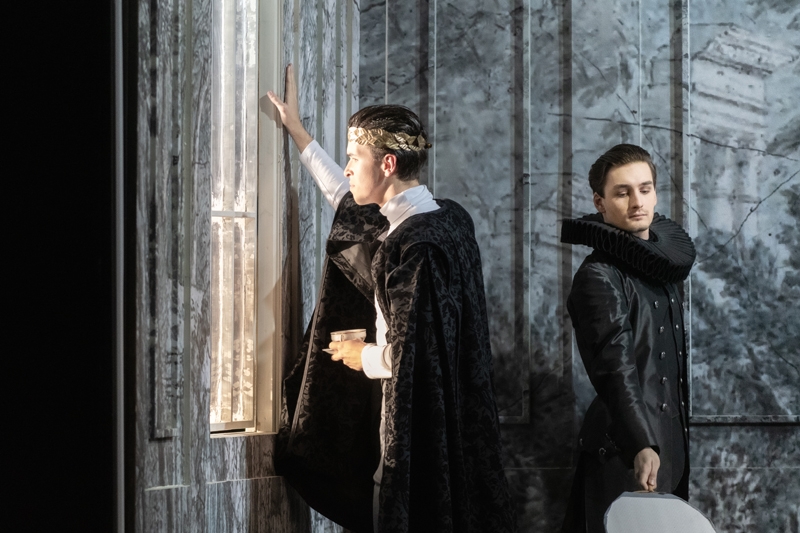 Divadlo J. K. Tyla, Korunovace Poppey: Vojtěch Pelka – role Císař Nero (foto Martina Root)