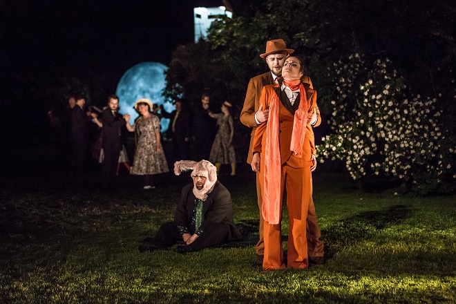 L. Janáček: Příhody lišky Bystroušky – Ivana Rusko (Bystrouška), Peter Račko (Lišák), – Otáčivé hlediště Český Krumlov 2016 (foto Pavel Hejný)