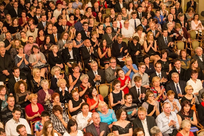 Dvanáct violoncell – Moravský podzim 2015 (foto Petr Francán)