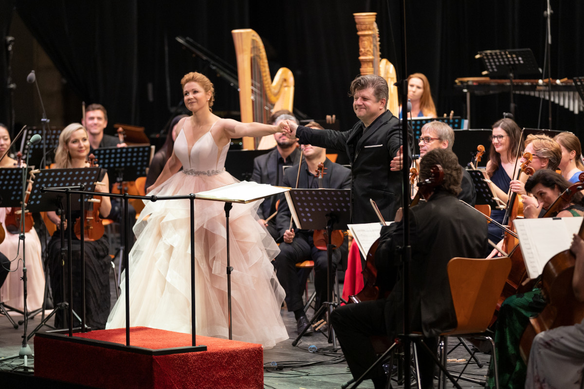Kateřina Kněžíková, Radek Baborák a Česká Sinfonietta - Smetanova Litomyšl 2021 (foto František Renza)