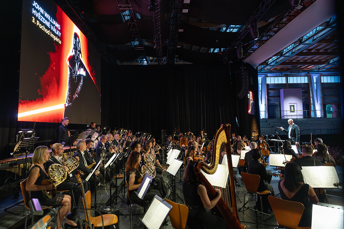 Smetanova Litomyšl: John Williams & Sinfonia Fišeriana II., 23. června 2023 – Stanislav Vavřínek a Filharmonie Hradec Králové (foto František Renza)