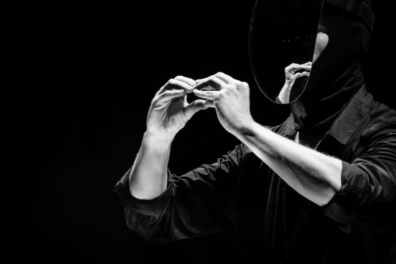 Radim Vizváry: Mime on the Moon (foto Petr Lebeda)