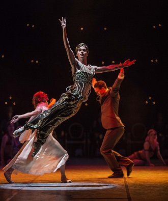Nižinskij - Boh tanca - choreografia Daniel de Andrade - Romina Kołodziej (Romola de Pulszky), Igor Leushin (Nižinskij), Andrej Szabo (Ďagilev), SND 2015 (foto Peter Brenkus)