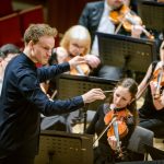 Finnegan Downie Dear (zdroj Státní filharmonie Košice, foto MIriama Fenciková)