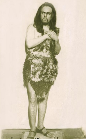 R. Strauss: Salome - Václav Novák (Jochanaan) - ND Praha 1923 (foto archiv ND Praha)