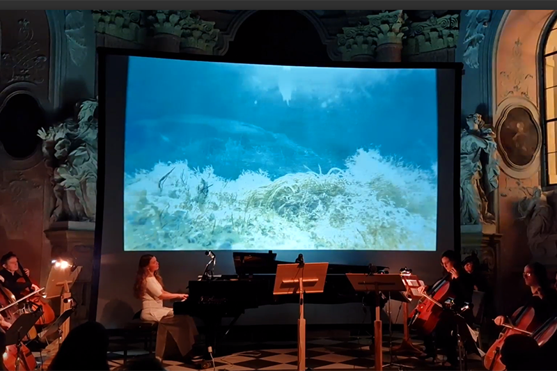 Festival Opera Schrattenbach 2023 – Sára Medková a Cello octet Filharmonie Brno (foto Vít Zouhar)