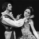 Šípková Růženka – Vlastimil Harapes a Marta Drottnerová (foto Jaromír Svoboda, Archiv ND)