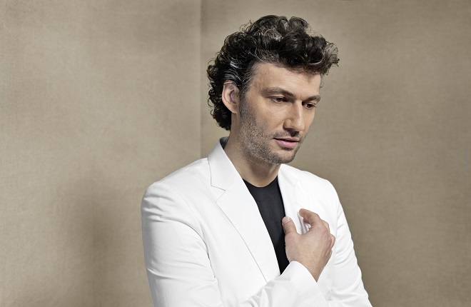 Jonas Kaufmann (foto © Gregor Hohenberg/Sony Music) 