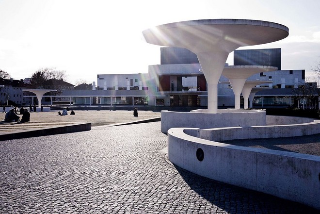 Staatstheater Darmstadt (zdroj commons.wikimedia.org/LottermannFuentes)