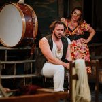 Ruggero Leoncavallo: Komedianti, Státní opera: Daniel Scofield jako Tonio a Jana Sibera jako Nedda (foto Jan Hromádko)