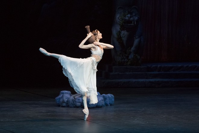 Ludvig Minkus: Bajadéra - Svetlana Zakharova (Nikia) (foto © 2016 Mirka Kleemola)