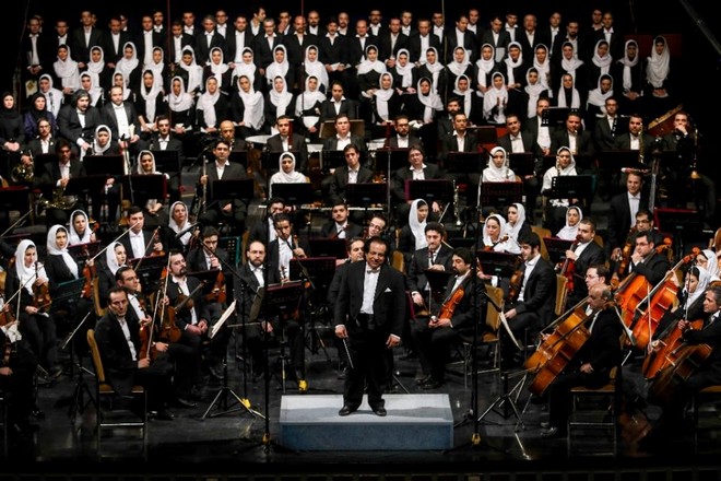 Tehran Symphony Orchestra a Ali Rahbari (foto archiv autora)
