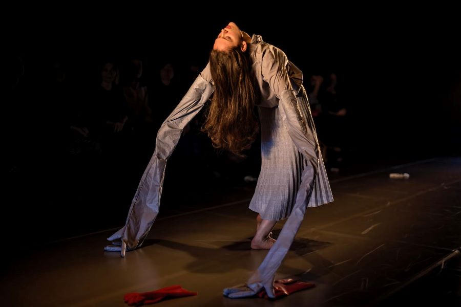 Tereza Lenerová – Rukavičkářské závody (Jitka Čechová, foto Vojtěch Brtnický)