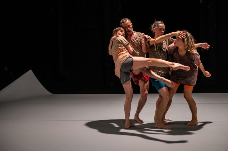 Thomas Hauert: Efeu (foto Bart Gritens)