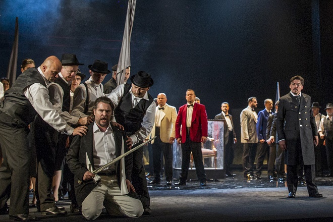 G.Verdi: Simon Boccanegra - Tomáš Juhás (Gabriele Adorno), Daniel Čapkovič (Simon Boccanegra) - SND 2016 (foto Ctibor Bachratý)