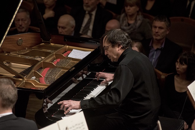 Pierre-Laurent Aimard - Praha 9.12.2016 (foto © Petr Kadlec)