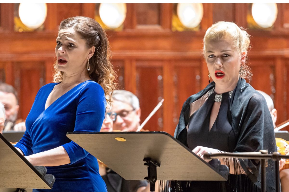 Antonín Dvořák: Stabat mater op. 58 – Eva Hornyaková, Michaela Zajmi, 5. dubna 2023, Obecní dům, Praha (zdroj Symfonický orchestr hl. m. Prahy FOK)