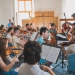 Letní hudební akademie v Kroměříži, zkouška orchestru – Tomáš Netopil (foto Vítek Šmahel)