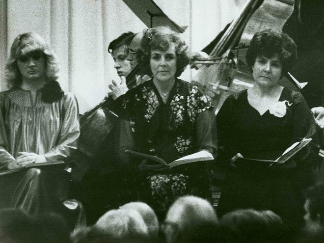 R.Wagner: Valkýra - Iva Malinová (Siegrune), Jarmila Vacková (Waltraute), Jaroslava Zamrazilová (Schwertleite) - Společenský dům Peklo Plzeň 1982 (foto Vlasta Mikolášová)