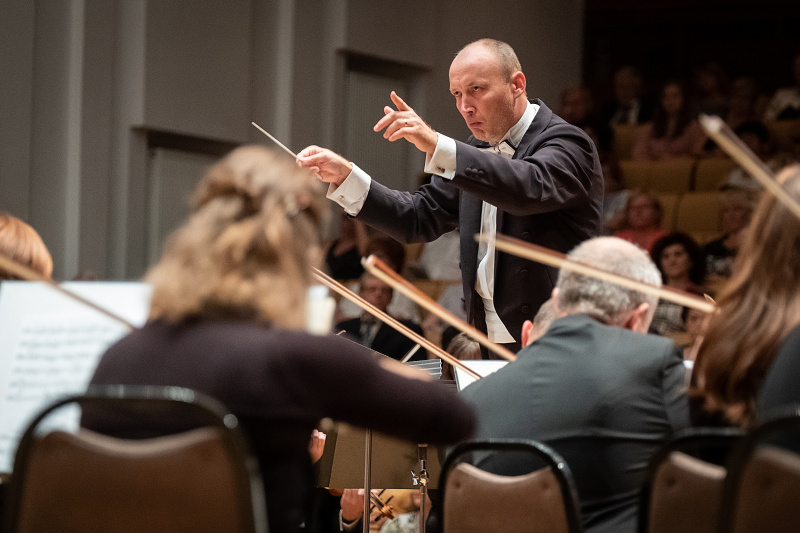 Stanislav Vavřínek a Komorní filharmonie Pardubice (zdroj Komorní filharmonie Pardubice)