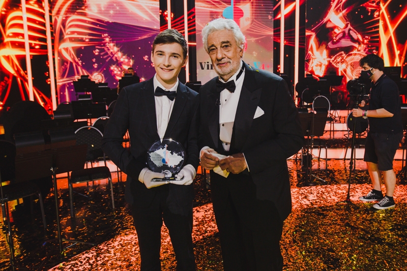 Virtuosos V4+: Vítěz 2020 za Českou republiku Martin Šulc s Plácidem Domingem (foto Virtuosos)