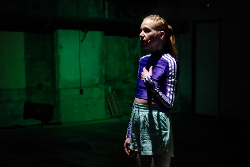 Y Events:– Sweat & Fire (Becka McFadden, foto Petra Kupcová, Divadlo X10)