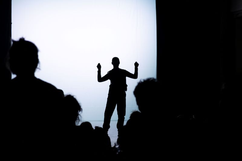 Y Events: Sweat & Fire (Viktor Szeri: Fatigue, foto Petra Kupcová, Divadlo X10)