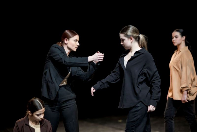 Yana Reutova – Together Alone, Lost (foto Vojtěch Brtnický)