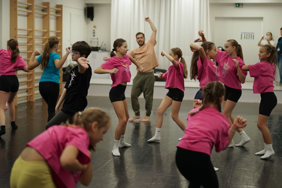 Z workshopů s Filipem Staňkem (foto Kamila Stolařová)