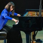 Symfonický orchestr hl. m. Prahy FOK: Alice Sara Ott – Klavírní recitál Ozvěny života, 15. dubna 2023 (foto Petr Dyrc)