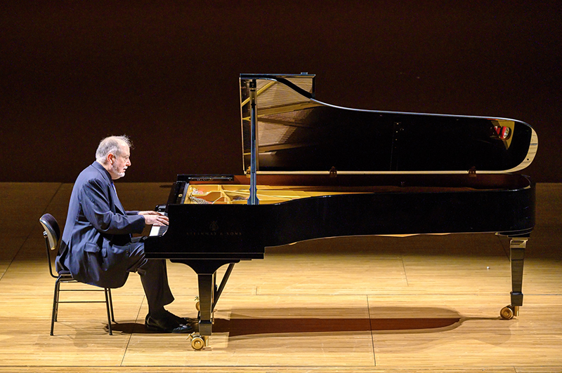 Garrick Ohlsson – klavírní recitál, 21. října 2023, Rudolfinum, Dvořákova síň (foto Petr Dyrc)